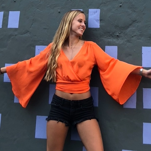 Top - Picture 2 of 3